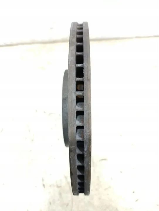 Disque de frein arrière OEM 84541028RR pour Corvette C8 image 3