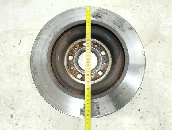 Disque de frein arrière OEM 84541028RR pour Corvette C8 image 6