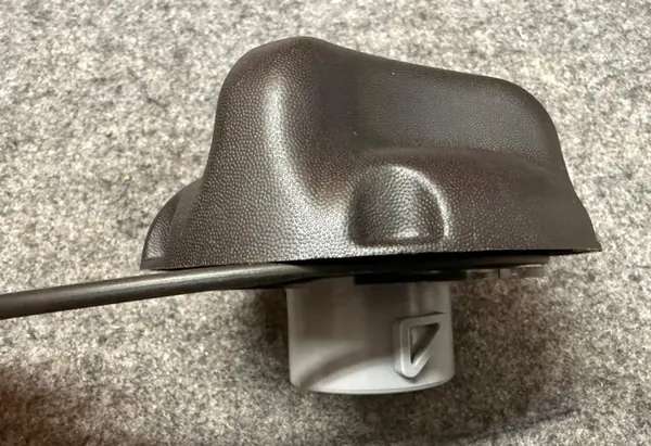Brandstoftankdop OEM ATRCHGMCJK1UZ3V voor HUMMER H2 2003-09 image 9