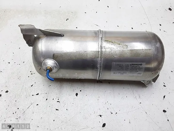 2013 Audi Q7 Air Suspension Tank 7l8616202a image 1