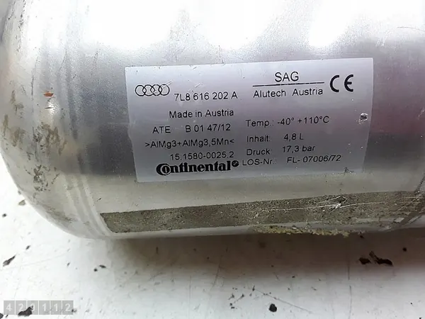 2013 Audi Q7 Air Suspension Tank 7l8616202a image 3