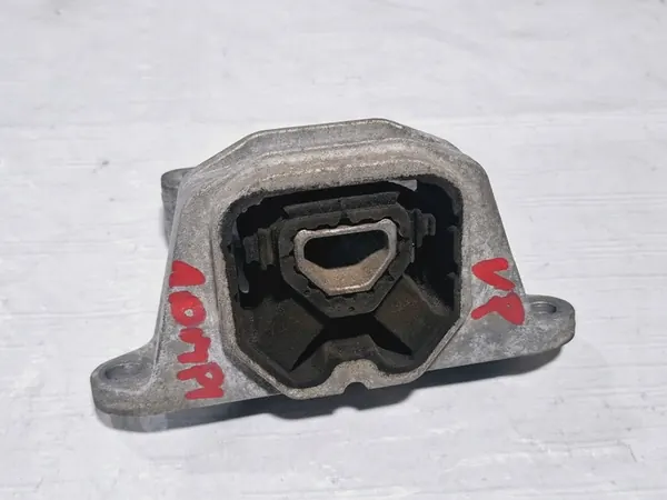 Supporto motore VW UP! 1.0 MPI image 2