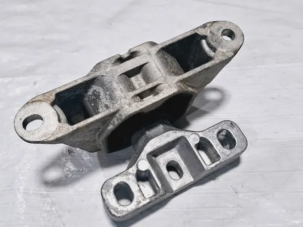 Supporto motore VW UP! 1.0 MPI image 4