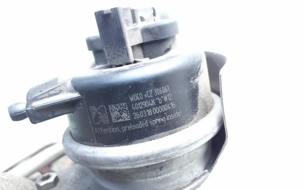 Audi A5 8T Turbocompresseur 2.0 TDI Diesel 04L253056H image 6