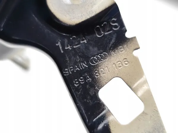 OEM 89A821136 Lokasuojan kiinnike Audi Q4:lle image 6