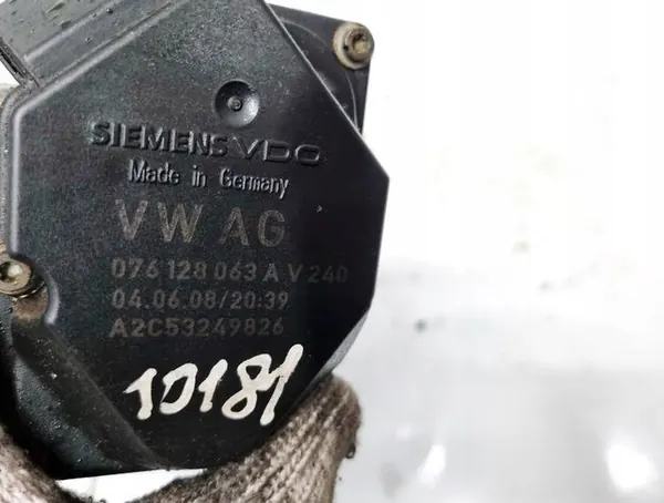 Válvula de Acelerador Volkswagen Transporter 2008 2.5L 076128063A image 4