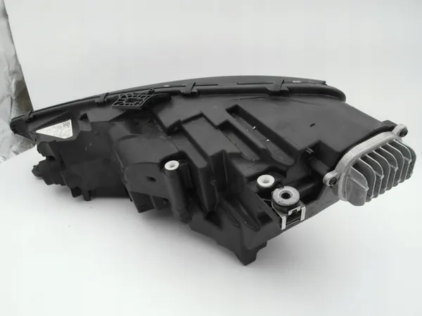 A4 8W S4 MATRIX Faro Delantero Derecho 8W0941784 image 8