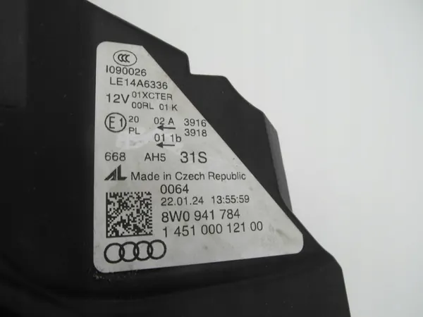 A4 8W S4 MATRIX Faro Delantero Derecho 8W0941784 image 9