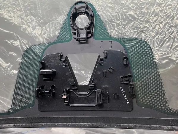 Audi Q8 Frontscheibe OEM 4M8845099AE Gebraucht image 10