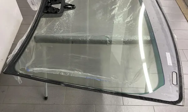 Audi Q8 Frontscheibe OEM 4M8845099AE Gebraucht image 5