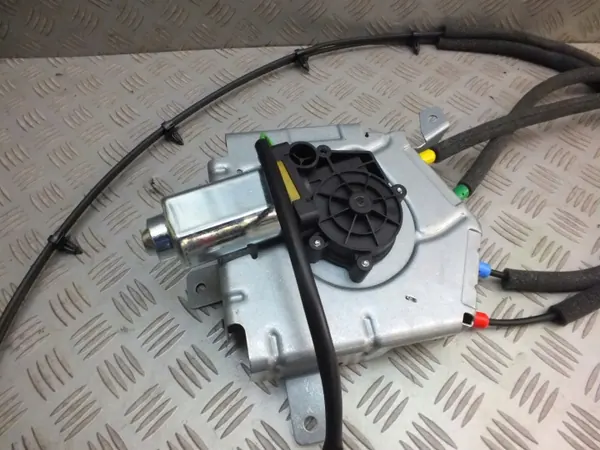 BMW 5-serie F11 kofferbakrolmotor OEM 7232773 image 5
