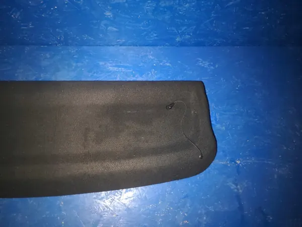 Estante de maletero Kia Stonic OEM 17177181 - Usado image 3