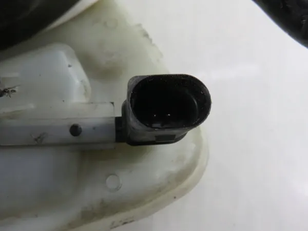 Audi Rembekrachtiger OEM 8E0612105M - Gebruikt image 5