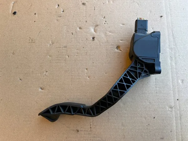 Gaspedaal Potentiometer Peugeot 207 SW 2006-2012 image 1