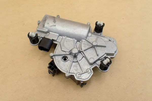 Audi Q3 Kofferbakmotor OEM 5TA827887C image 7