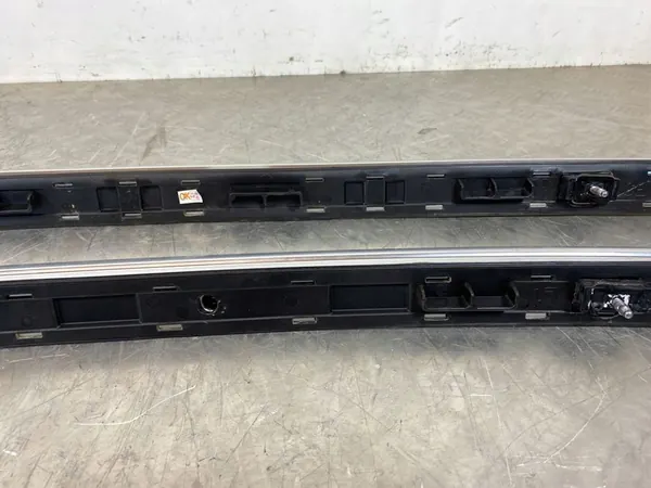 2025 Genesis GV70 Barras de teto FOB52923 image 9