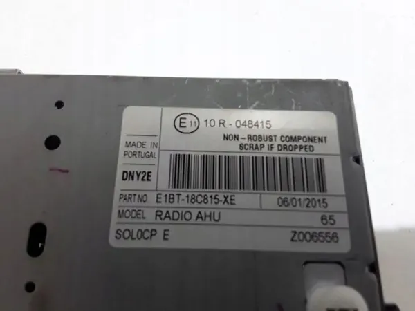 Radio CD Ford OEM E1BT18C815XE - État d'occasion image 4