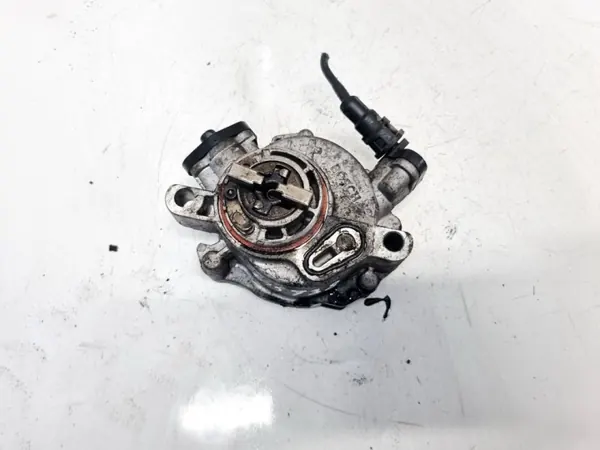 Öljypumppu OEM 9804021880 Peugeot 308 1.6L 2010 image 2