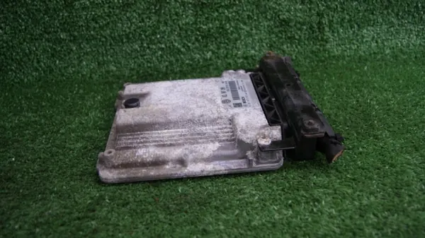 Computador Motor OEM 03L907309 para Volkswagen Passat B6 image 5