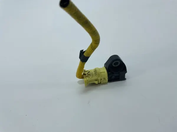 Conector sensor de impacto OEM 95920-M6000 Kia image 3