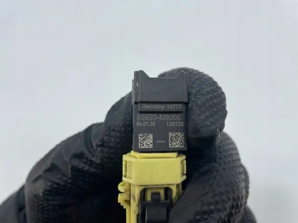 Conector sensor de impacto OEM 95920-M6000 Kia image 9