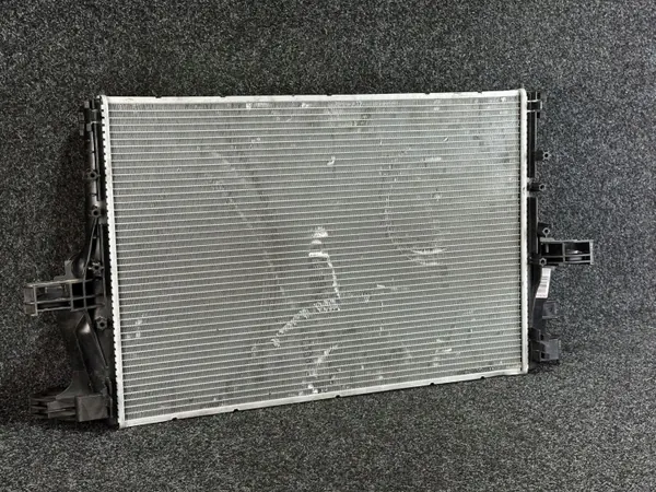 Begagnad Iveco OE kylare OEM 8A4760400 för Daily VI image 6
