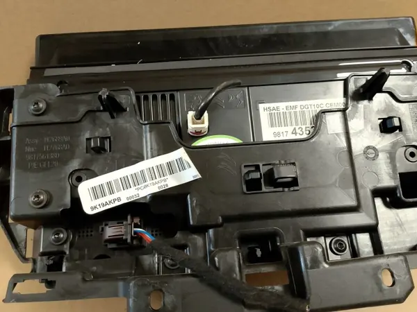 OEM 9835045580 Navigatiescherm voor Peugeot 508 II image 3