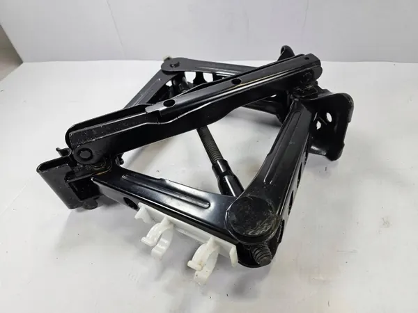 Cric Voiture Ford Mondeo Mk5 OEM ES7C-17A078-AA image 5