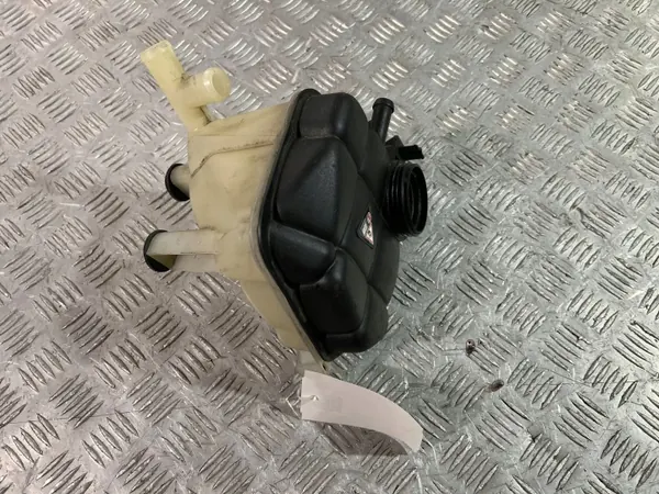 Kühlmittelbehälter Mercedes GL X166 OEM 1665000049 image 2