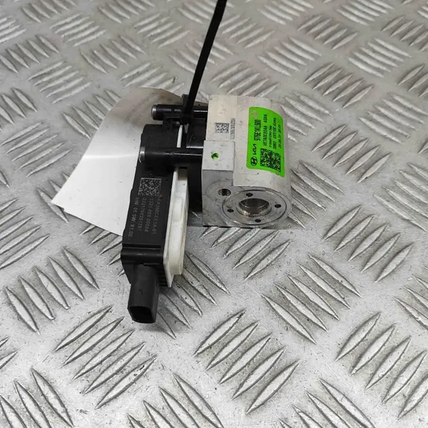 Soupape d'expansion A/C Hyundai OEM 976E1KL500 image 4