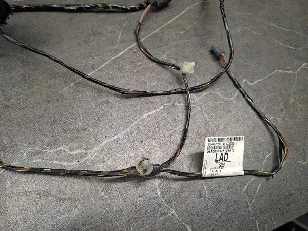 Faisceau de câblage coffre OEM 24467691 pour Opel Astra H image 5