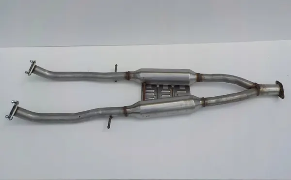 Infiniti Q60 G37 midden demper OEM 20300JL50A image 3
