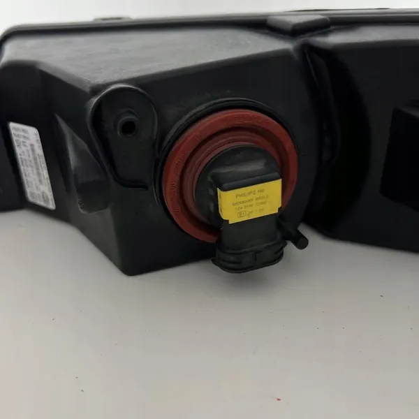 VW Passat B8 Farol Halógeno Direito Frontal OE 3G0.941.662 image 10