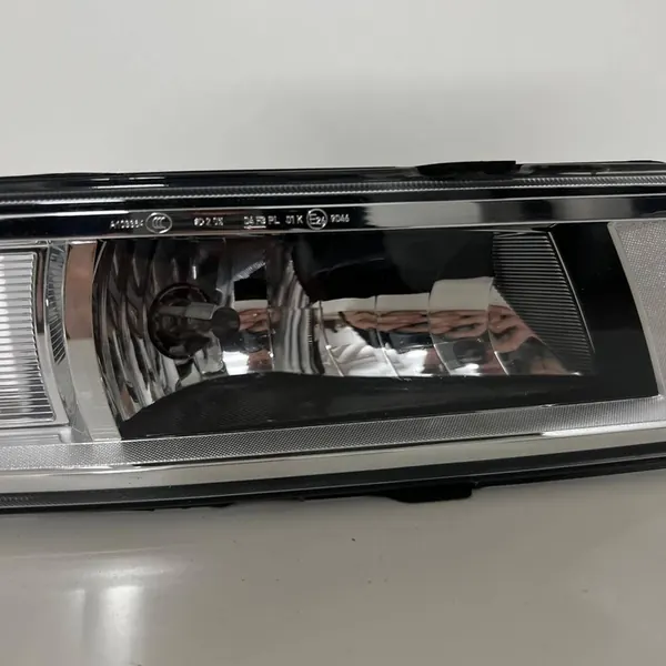 VW Passat B8 Farol Halógeno Direito Frontal OE 3G0.941.662 image 4