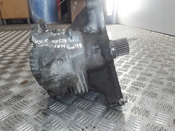 Boîte de transfert Nissan X-Trail 2003 2500 Essence 8h503 image 5