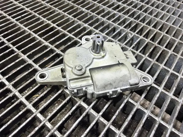 Motor aquecimento Kia Niro 2022 OEM EA1F0NDEAA01 image 4