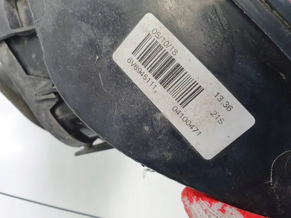 Lámpara Trasera Izquierda 6V6945111 Skoda Fabia III image 3