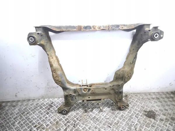 Volvo V60 2012 Vorderer Hilfsrahmen OEM AMD151248 image 2