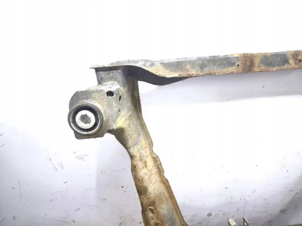 Volvo V60 2012 Vorderer Hilfsrahmen OEM AMD151248 image 4