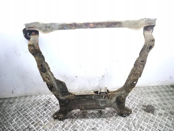 Volvo V60 2012 Vorderer Hilfsrahmen OEM AMD151248 image 6