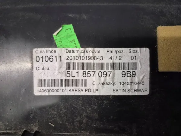 Luveta passageiro Skoda Yeti OEM 010611 image 4