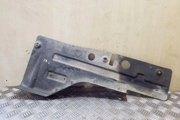 Bakre centrala underkåpa OPEL ASTRA J GTC image 4