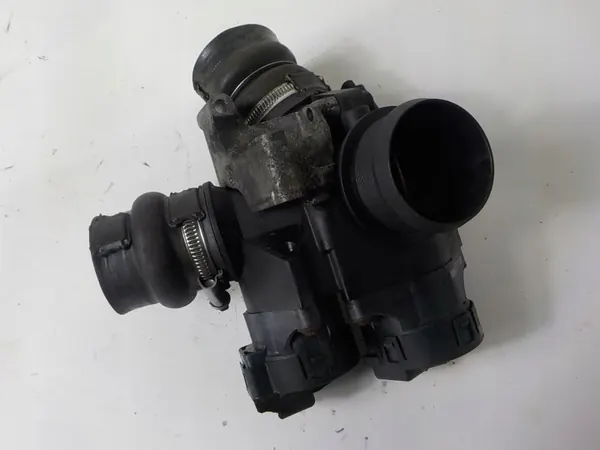 Drosselklappe Ford C-MAX 1.6 TDCI OEM 9686487880 image 3