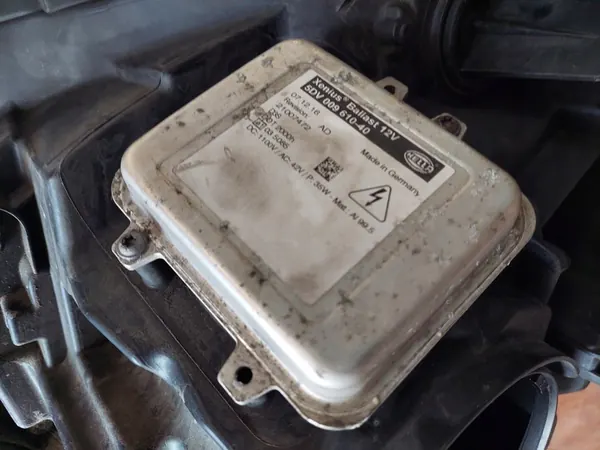 XENON LED KOPLAMP - RECHTS - MERCEDES SPRINTER W906 - OEM A9068203261 - 1 image 9