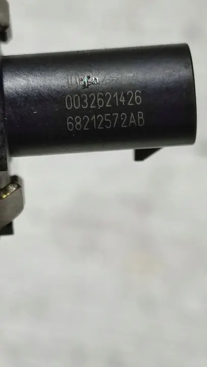 Brandstofdruksensor Alfa Romeo Stelvio 2021 68212572AB image 5