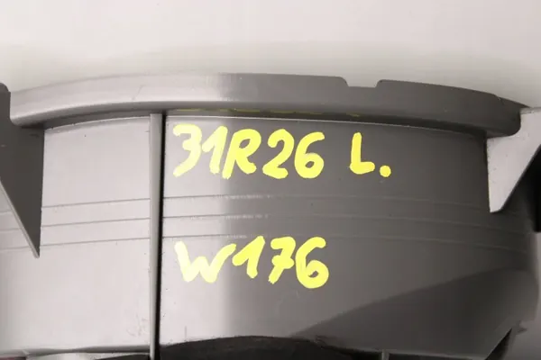 OEM WKŁAD LAMPY GNIAZDO ŻAROWEK LEWY TYŁ MERCEDES A W176 2018 image 5