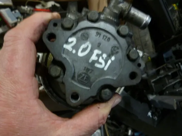 Pompe de direction assistée d'occasion OEM POMPABPJ Audi A6 image 2