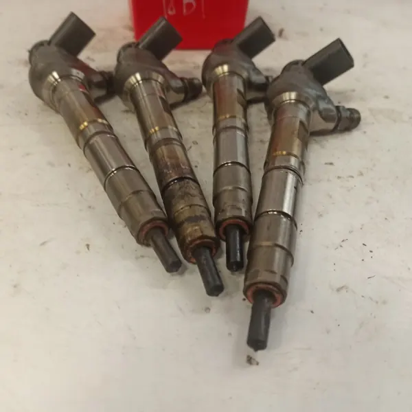 Inyector Volkswagen Golf VII OEM 04L130277AD image 9