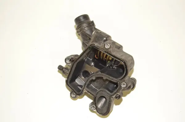 Termostato OEM 11538581627 para BMW 5 Touring G31 image 3