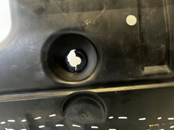 Cubierta Motor Subaru Forester V OEM 56410SJ030 image 6